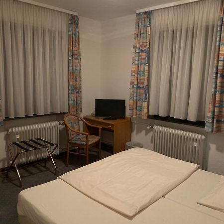 Waldhotel Hensel'S Felsenkeller Франкфурт на Майн Екстериор снимка